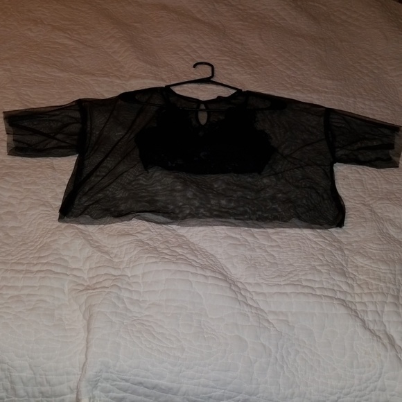 Forever 21 black mesh crop shirt - Picture 1 of 2